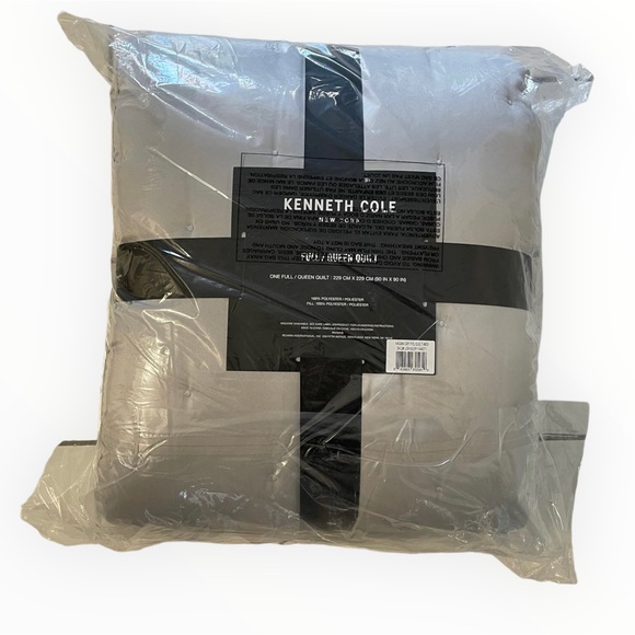 Kenneth Cole New York Kagan Full/Queen Quilt - Picture 6 of 7